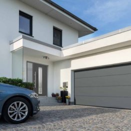 Porte de garage sectionnelle europro evo42 2375x2000mm 7016 anthracite prémontée rainure l sans serrure motorisation 700 ref 873619