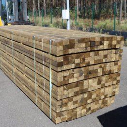 Lambourde Pin nord rouge 46x122mm 5m10 traité classe 4 vert raboté