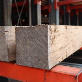 Carrelet Iroko 130x130mm 2m55